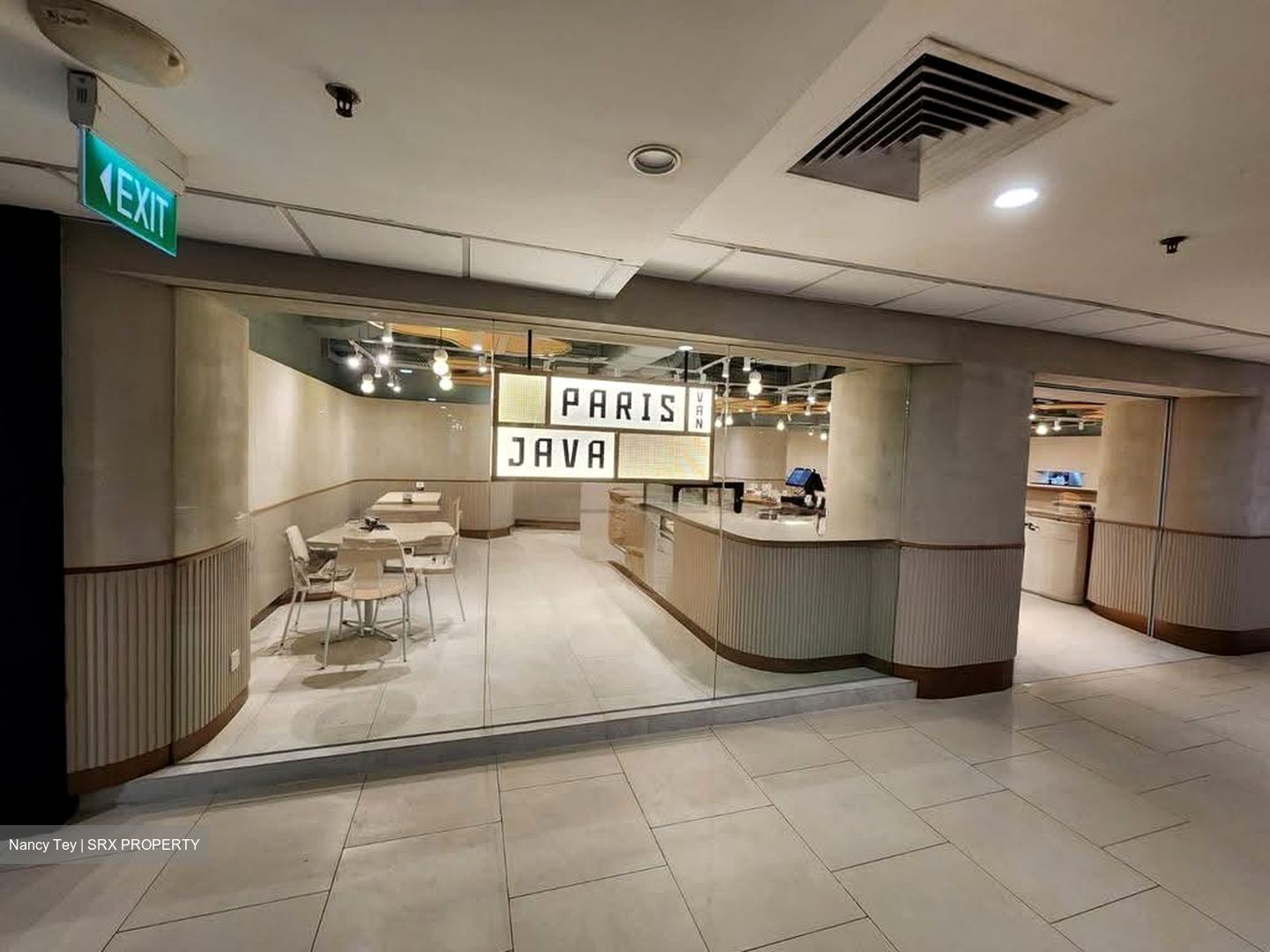 Lucky Plaza (D9), Retail #618127371